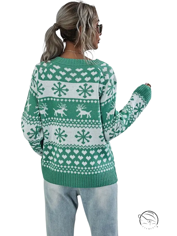 Round neck Christmas elk winter knitted sweater with reindeer and snowflake patterns