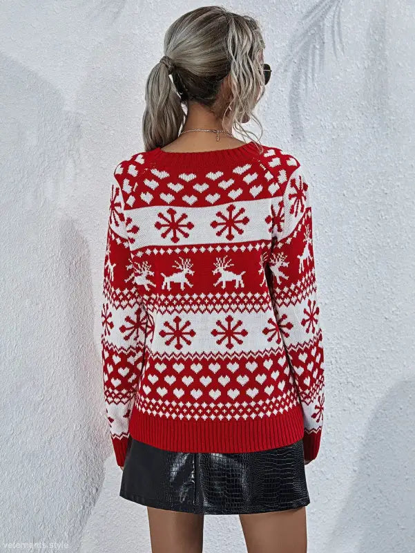 Red and white elk winter knitted Christmas snowflake sweater with round neck design