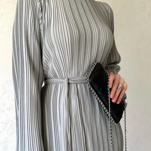 PLEATED BELL SLEEVE MID LENGTH DRESS-VETEMENTS