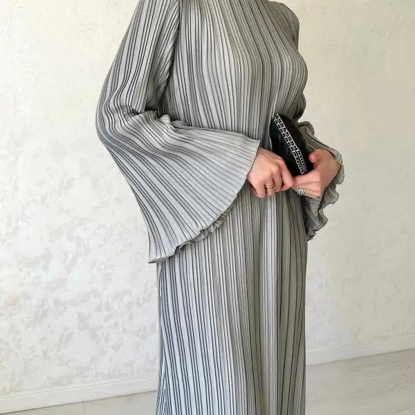 PLEATED BELL SLEEVE MID LENGTH DRESS-VETEMENTS