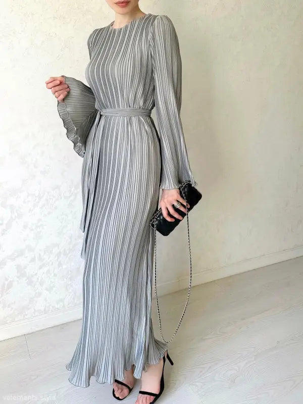 PLEATED BELL SLEEVE MID LENGTH DRESS-VETEMENTS