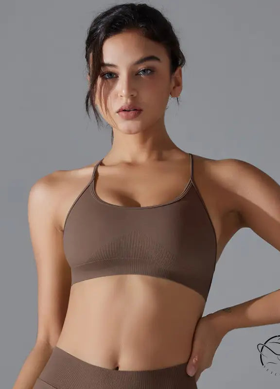 Seamless Knitted Yoga Bra in Wine Red Sporty Backless Design