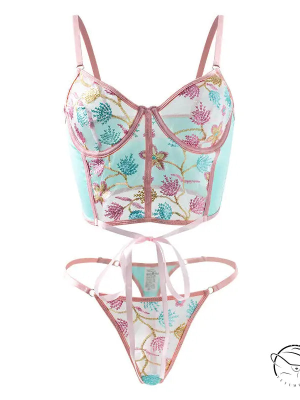 Seasonless Lace Embroidery Lingerie Set with Floral Details