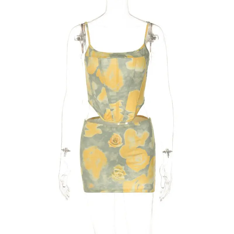 Floral-patterned two-piece dress featuring a sexy short slim fit tank for summer elegance