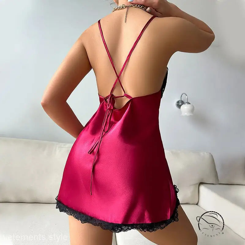 Sexy Vetements pajamas: sleeveless red satin nightgown with lace trim