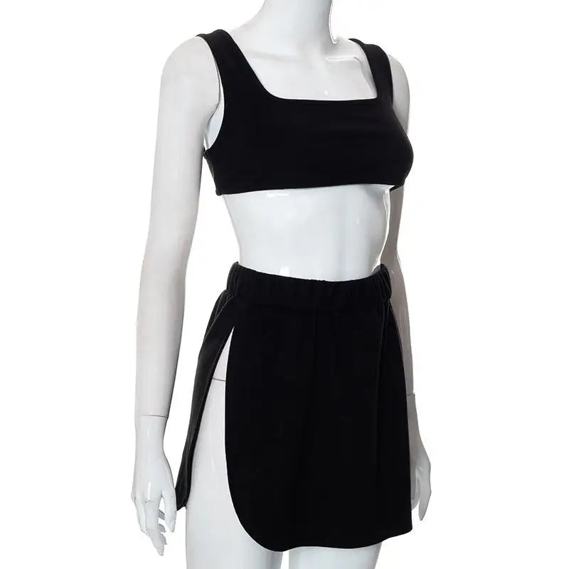 Black two-piece slit skirt set featuring a casual vest and high-slit mini skirt