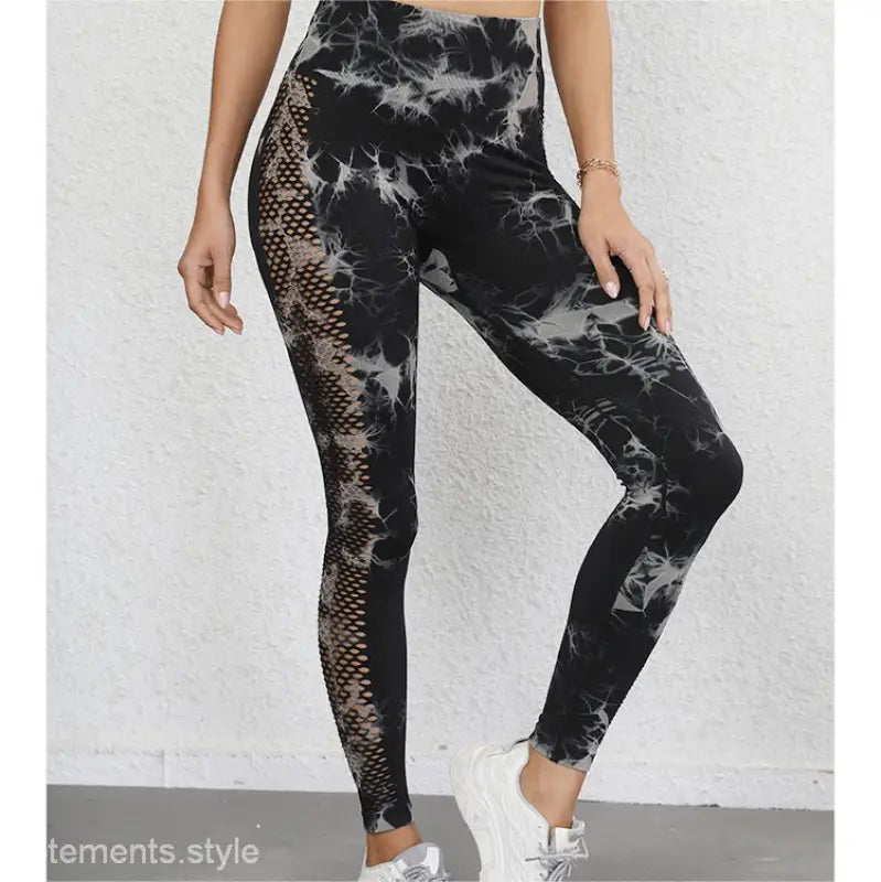 Black and gray tie-dye leggings with mesh panels, ideal black fitness pants for workouts