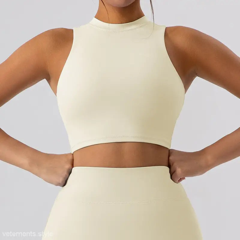 OUTER WEAR CLOSE FITTING TOP-VETEMENTS