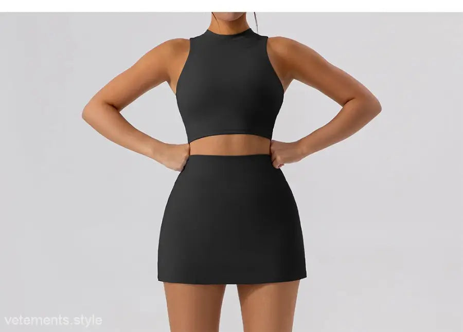 OUTER WEAR CLOSE FITTING TOP-VETEMENTS