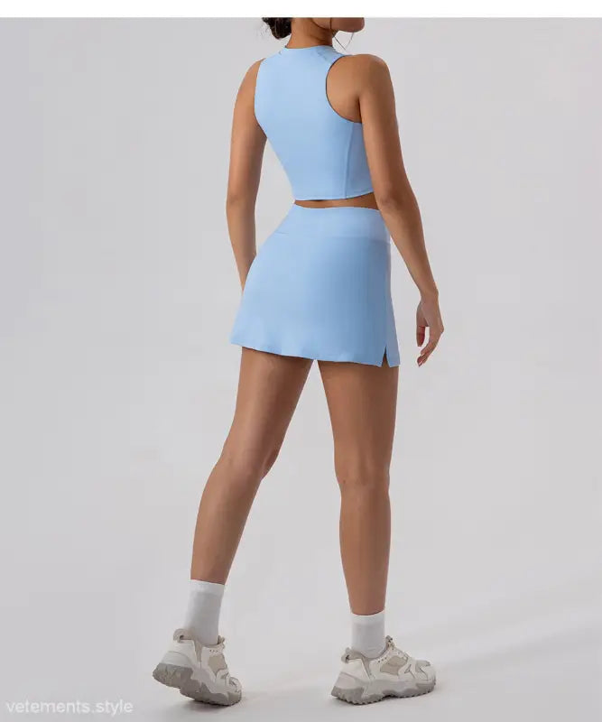 OUTER WEAR CLOSE FITTING TOP-VETEMENTS