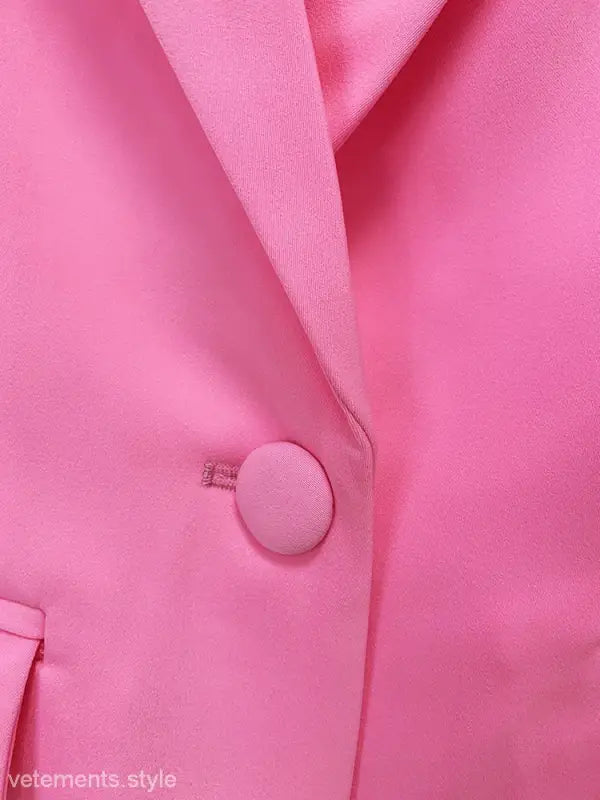 Pink blazer with button from the Star Business Suit, perfect for officewear attire