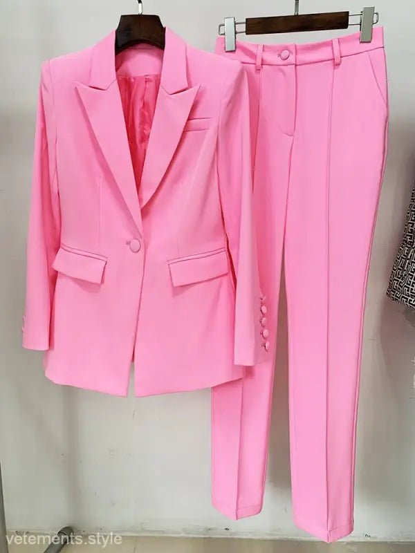 Pink blazer and pants of the Star Business Suit, ideal for officewear and professional attire