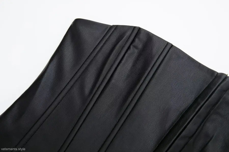 Black faux leather corset with vertical pleats, strapless leather corset for summer style