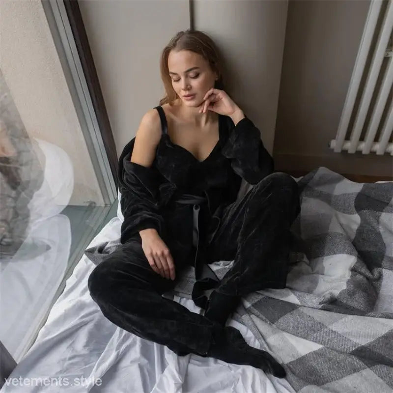 Black velvet pajama set from the three-piece knitted winter pajamas for spring and fall