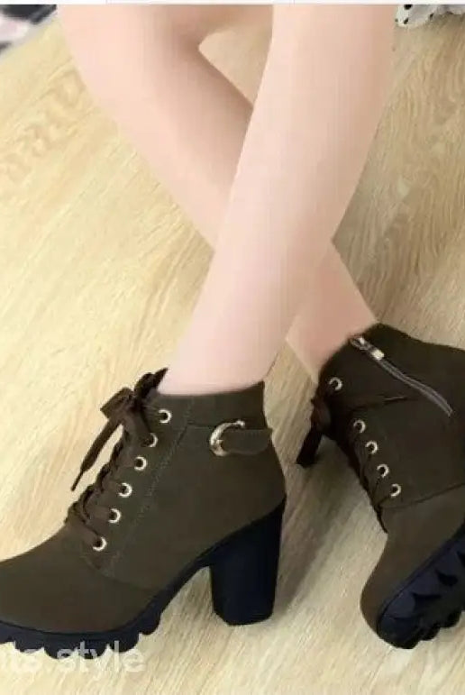 MARTIN LEATHER BOOTS-VETEMENTS