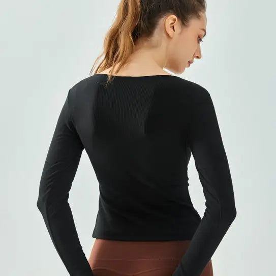 Black long-sleeved yoga top in Milk Tea White with breathable fit, Wild Rose design