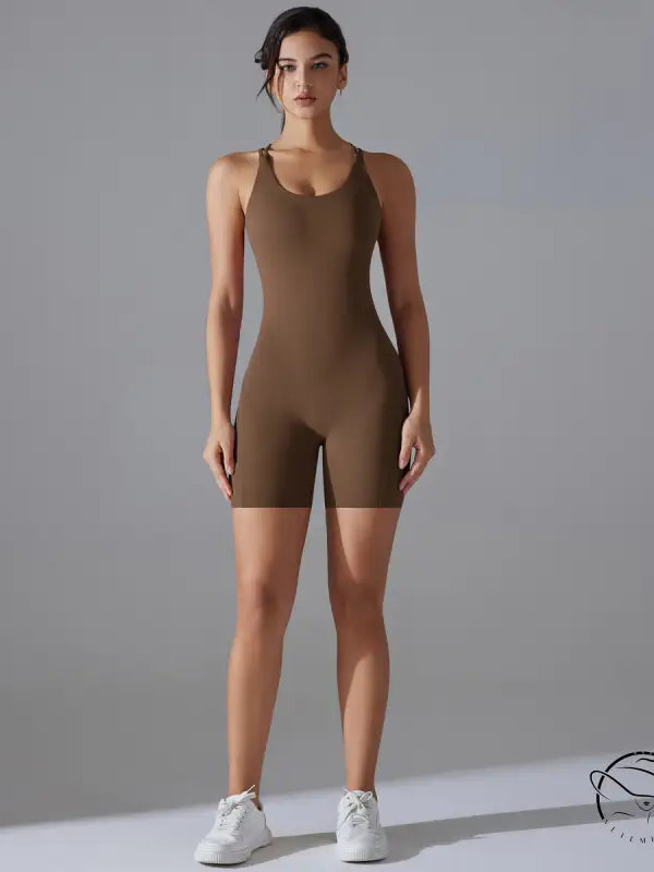 Wine red backless one-piece yoga top with textured design