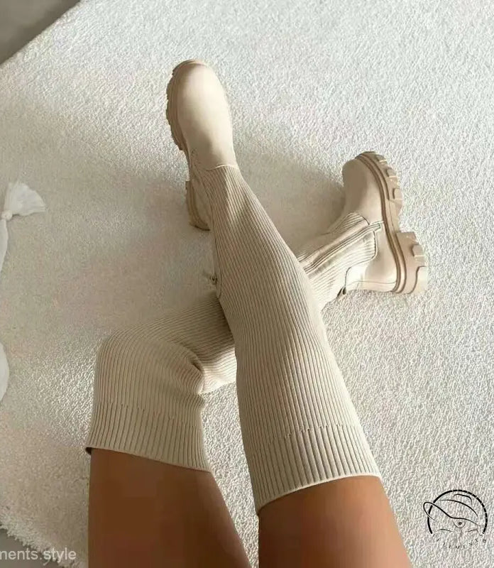 COMFY THICK OVER-THE-KNEE BOOTS-VETEMENTS