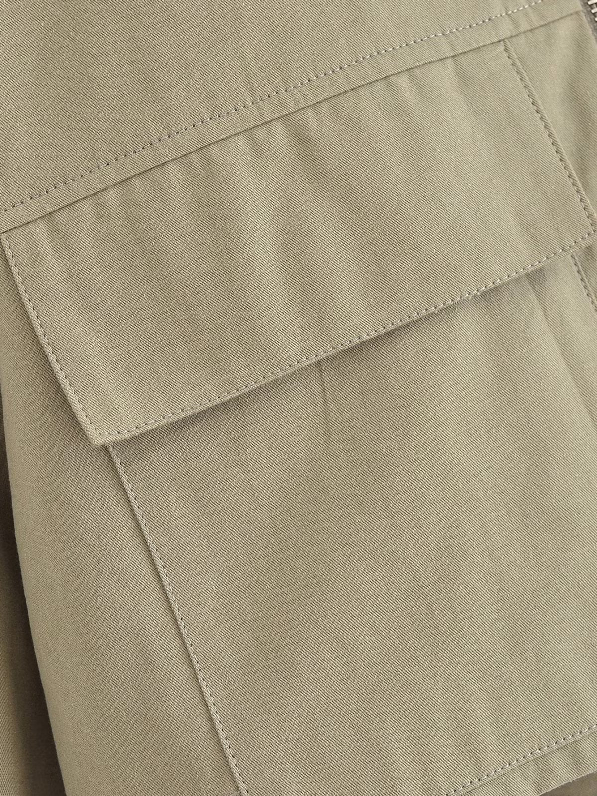 Langry fashion beige canvas cargo pants in loose windbreaker fabric short shirt with zipper pocket detail