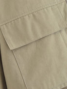 Langry fashion beige canvas cargo pants in loose windbreaker fabric short shirt with zipper pocket detail