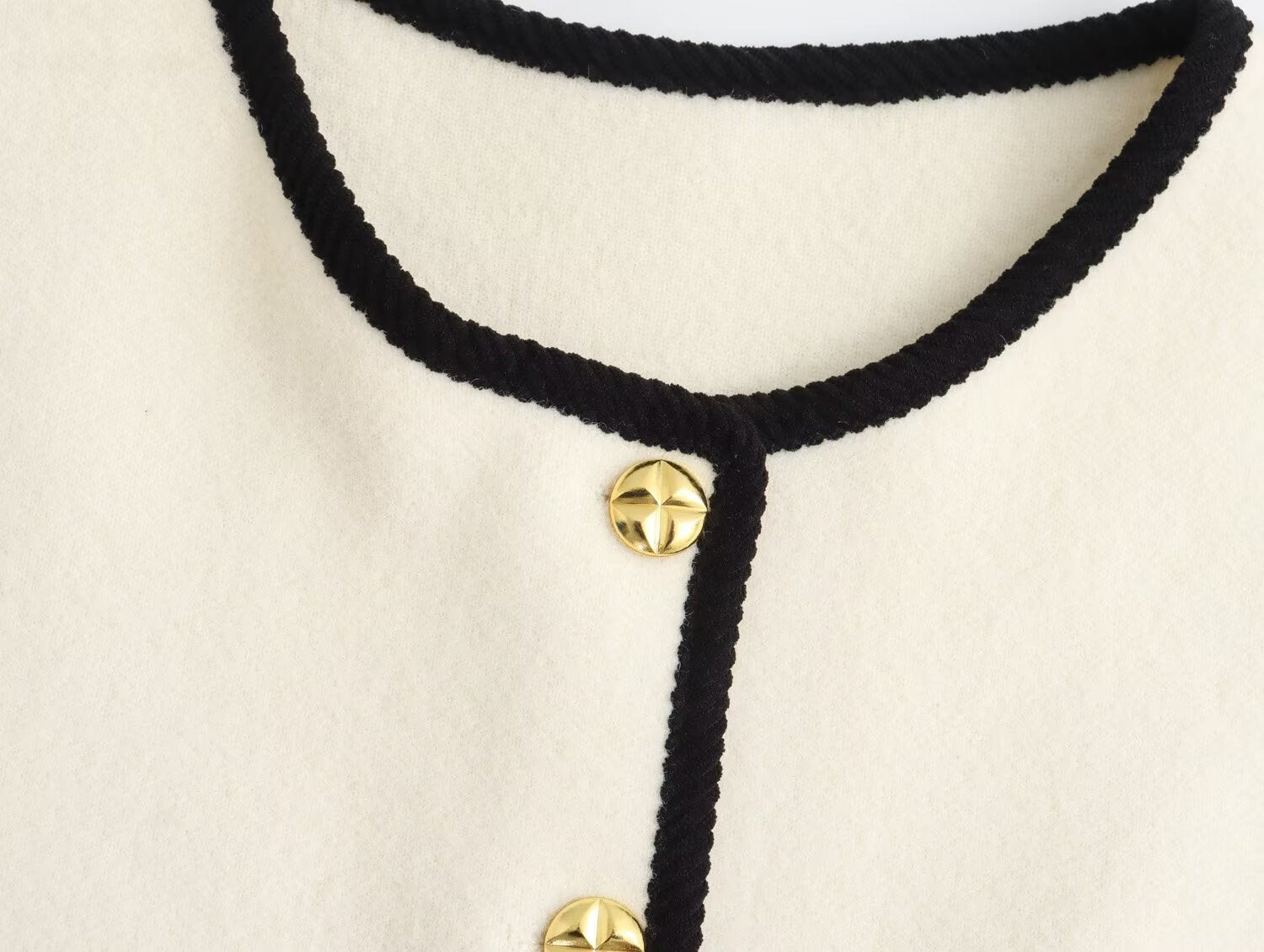 Langry black and gold button-up shirt with rope-textured buttons in classic Korean velvet coat fashion