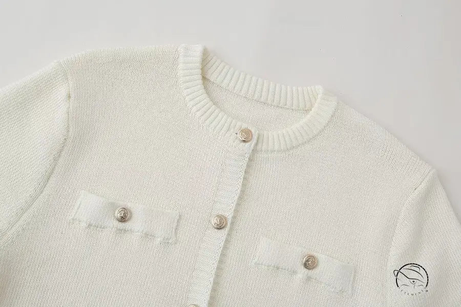 Slim casual knitted dress with white knit cardigan and decorative pockets