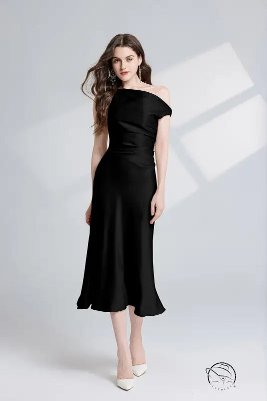 Elegant black one-shoulder maxi dress in Langry fashion