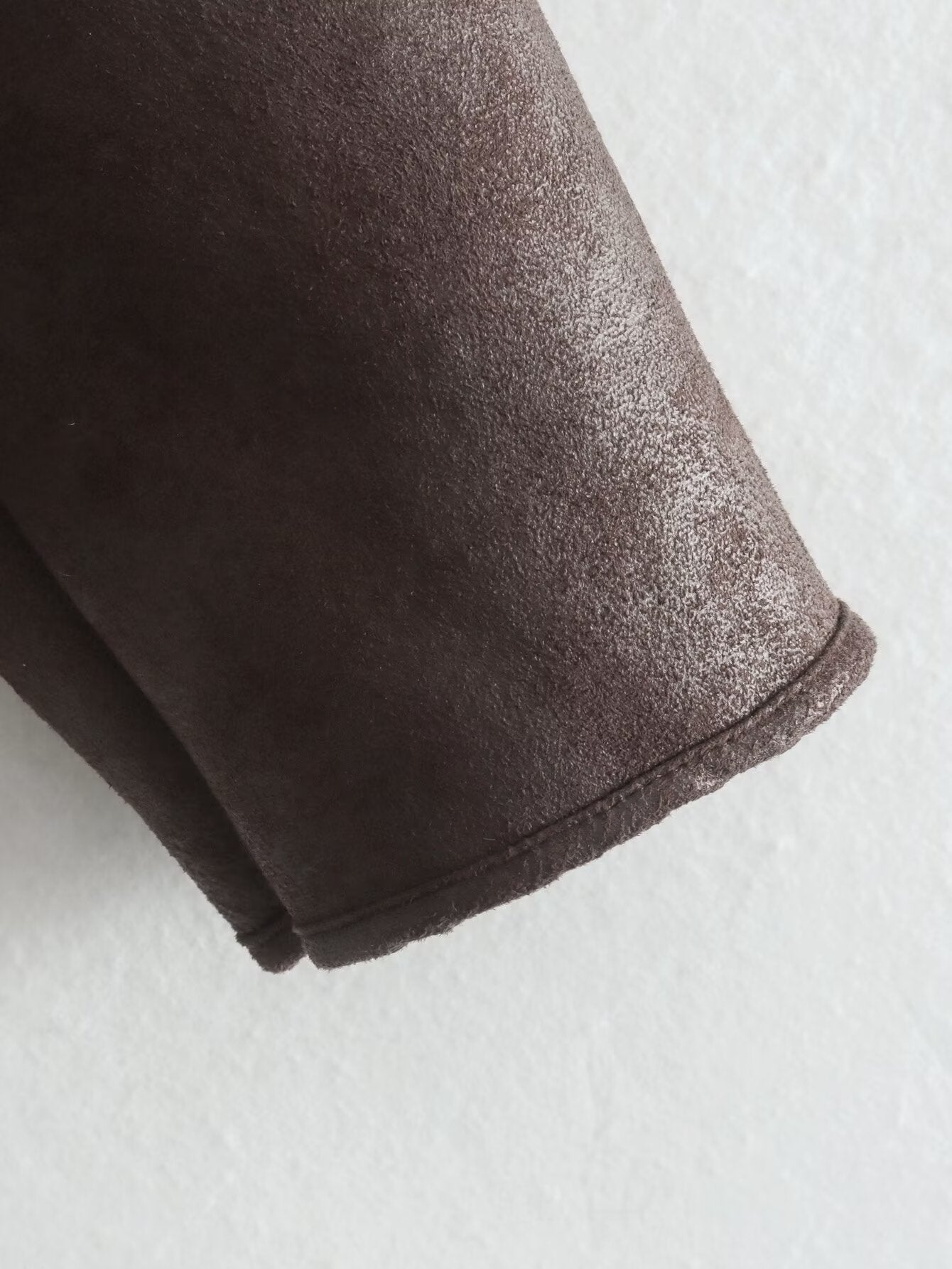 Langry fashion brown leather wallet in elegant collared jacket