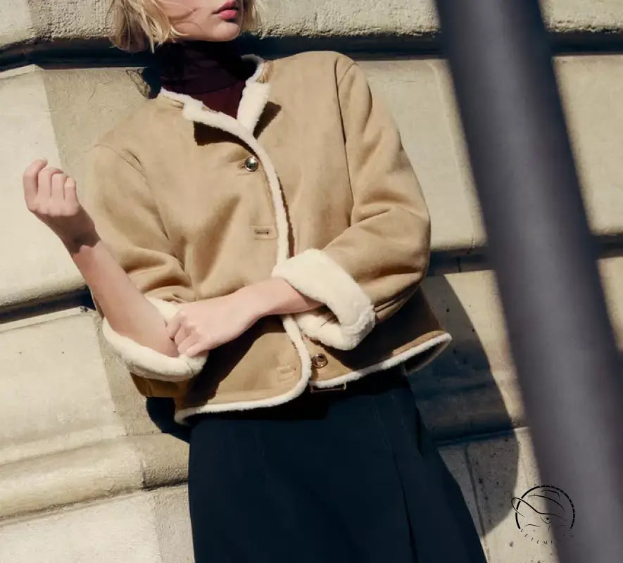 Langry fashionable beige shearling jacket with button closure and pockets