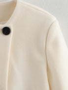 Cozy Langry thickened hem woolen coat in cream with black buttons