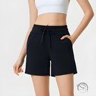 Black casual loose yoga shorts with drawstring and pockets