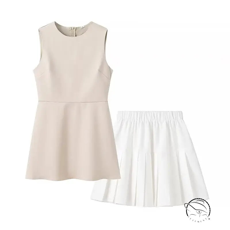 Elegant beige sleeveless langry fashion dress with pleated skirt