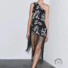 Black and white floral embroidery one-shoulder langry fashion dress with fringe and mesh