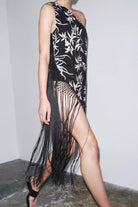 Langry fashion black and white floral fringe one-shoulder embroidery dress