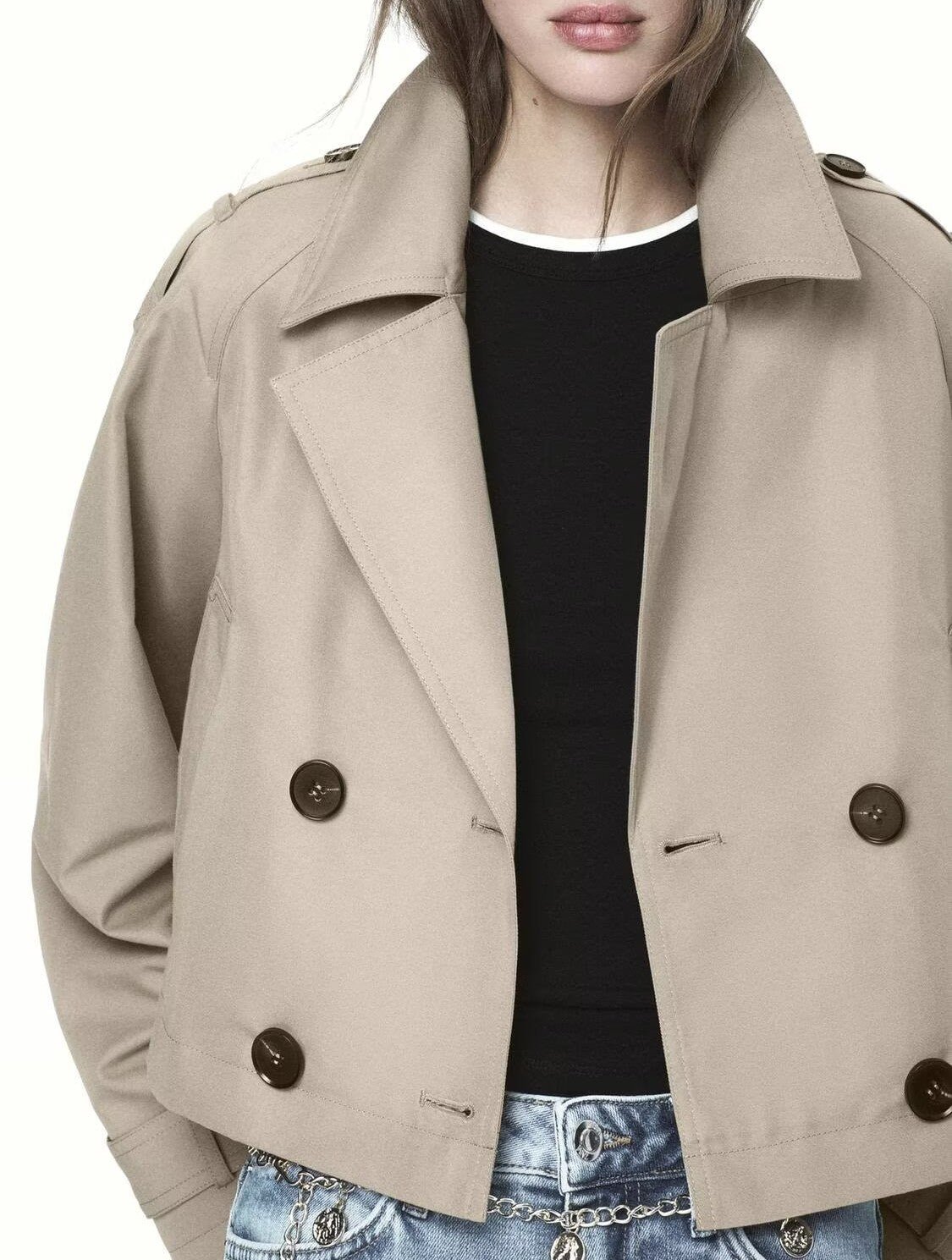 Casual double breasted short trench coat in beige with epaulettes
