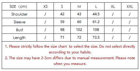 قميص بولو مخطط باللونين الأبيض والأسود من Langry Fashion مع ياقة