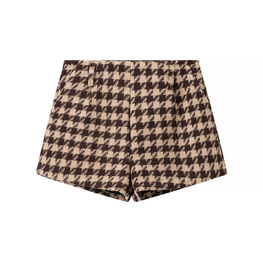 High-waist houndstooth shorts in Langry fashion ملابس