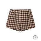 High-waist houndstooth shorts in brown and beige from Langry fashion set