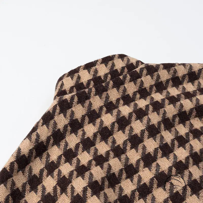 Langry houndstooth beige black wool scarf in fashionable two-piece fashion set