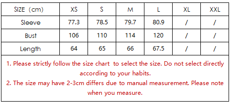 جاكيت لانجري من الجلد الصناعي مع ياقة وأكمام وأساور قميص بولو مخططة باللونين الأبيض والأسود