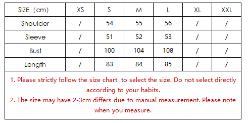 جاكيت Langry المصنوع من الجلد الصناعي باللون الأبيض مع نص أسود وخطوط حمراء