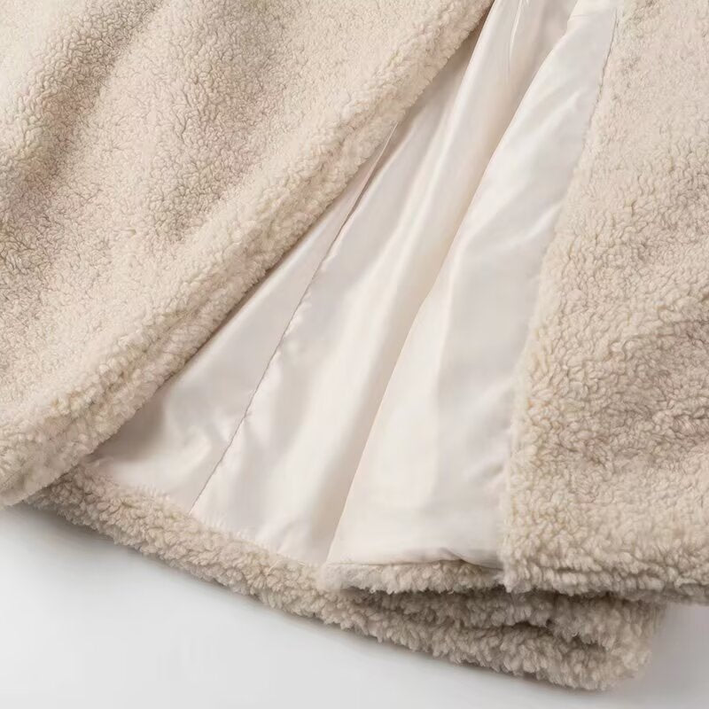 Elegant langry polo collar top furry coat with beige sherpa blanket, satin lining, soft texture