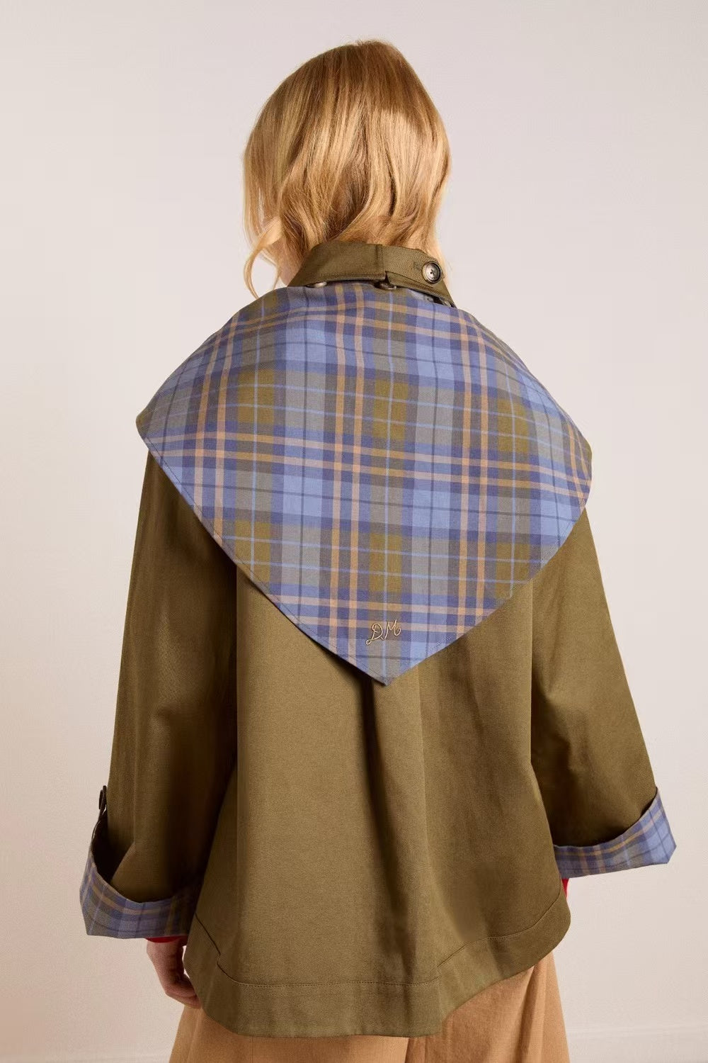 Casual retro Langry plaid fashion coat with olive green and blue accents