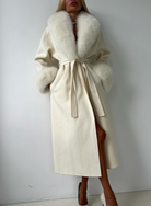 Elegant Langry fashion white woolen coat with big fur collar and belt