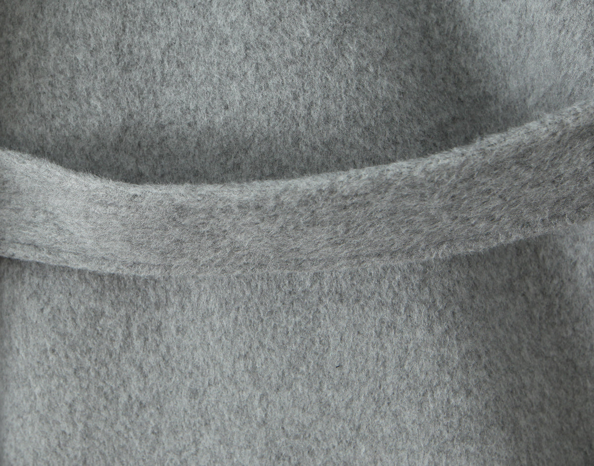 Langry fashion gray wool sweater in hooded overcoat, ribbed details