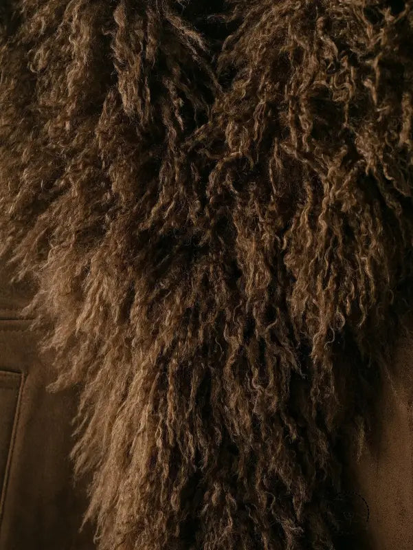 Elegant autumn fur effect coat in faux shearling brown curls