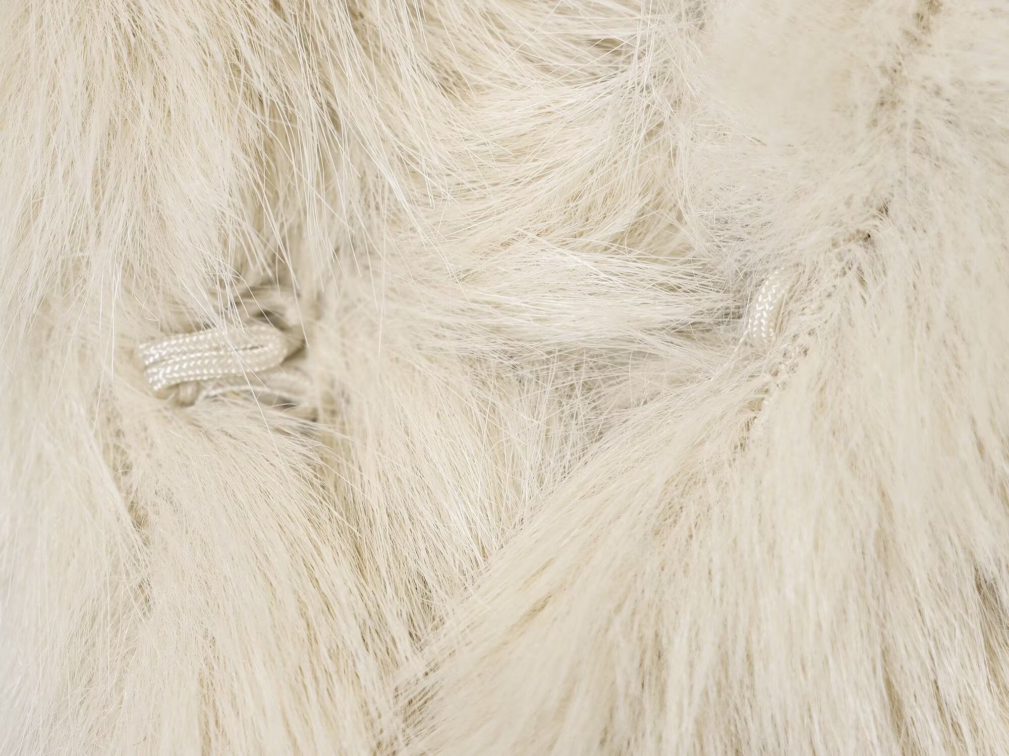 White faux fur scarf with silver accents for Langry fashion coat