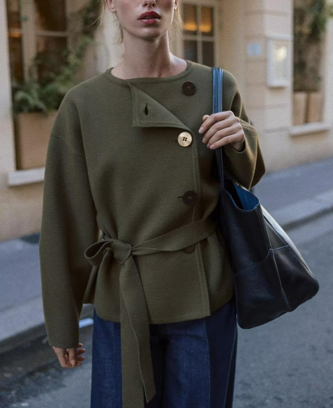 Olive green all match round neck belt peacoat with regular sleeve fashion