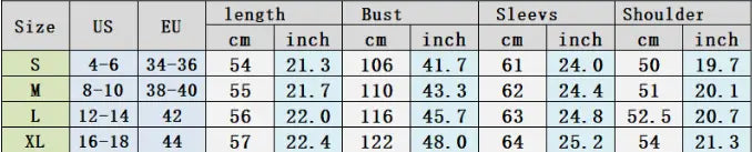 قميص بولو لانجري من الفرو الصناعي بخطوط بيضاء وسوداء