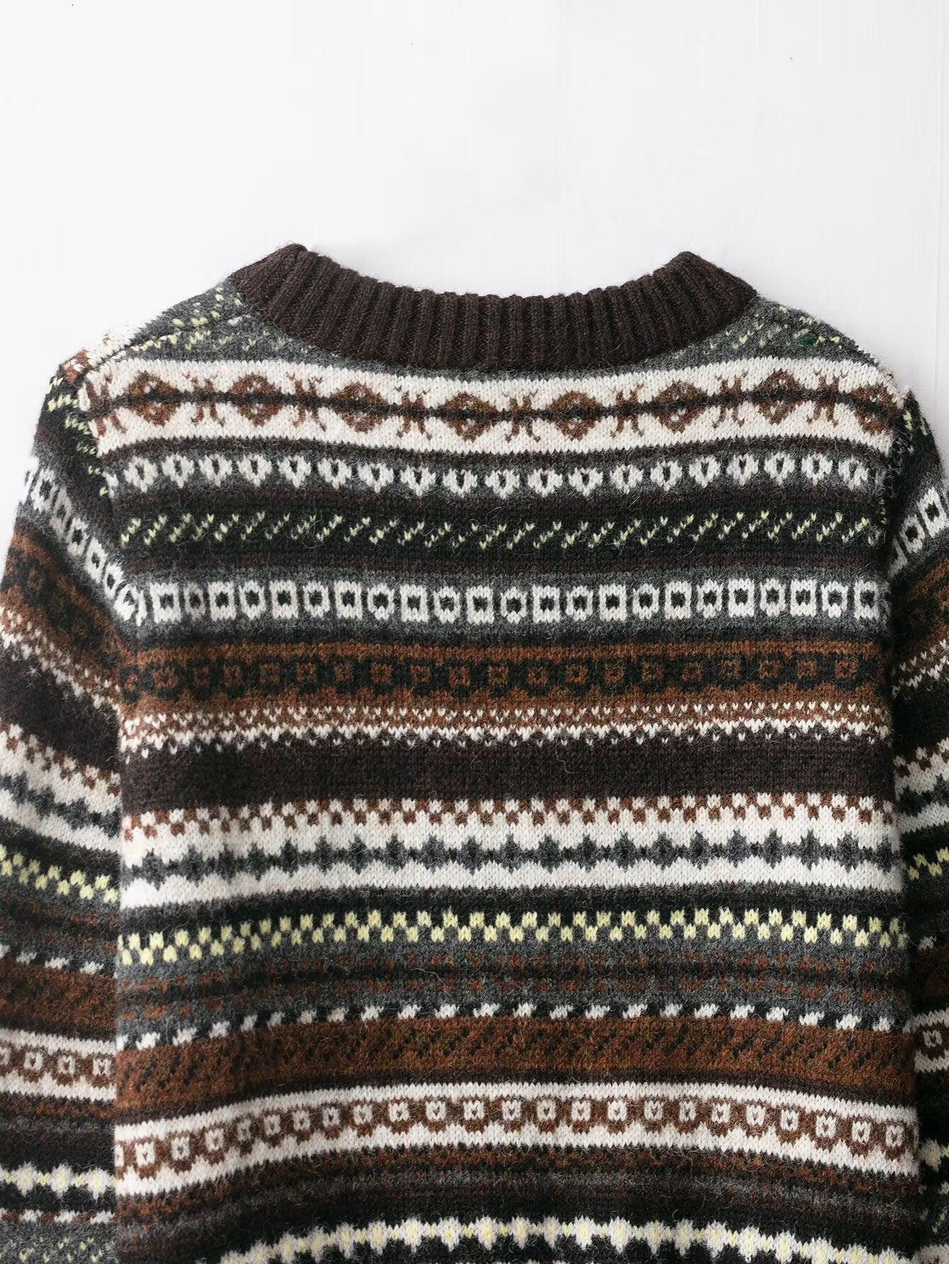 Brown and white Langry fashion jacquard sweater with ribbed knit texture